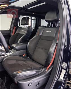 جیپ گراند شیرۆکی